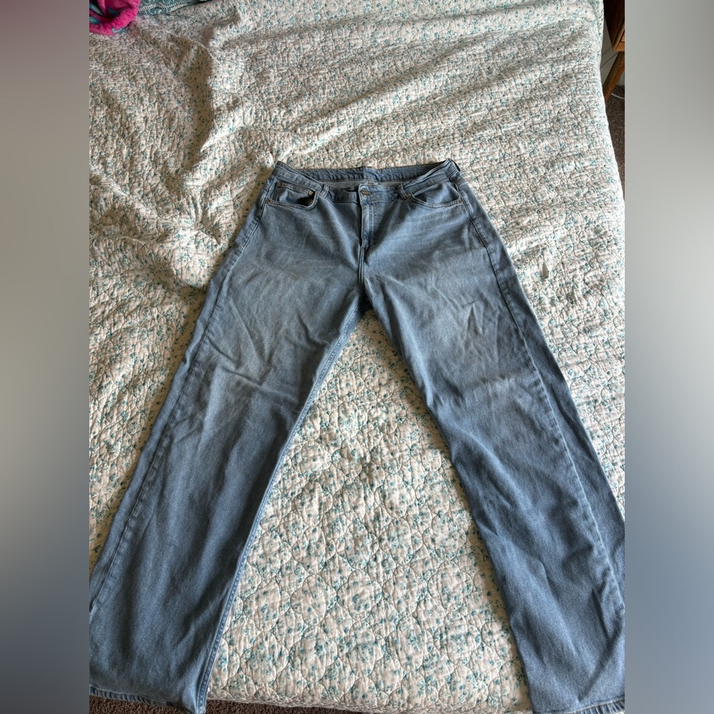 Djerf Avenue Light Blue Boyfriend Jeans